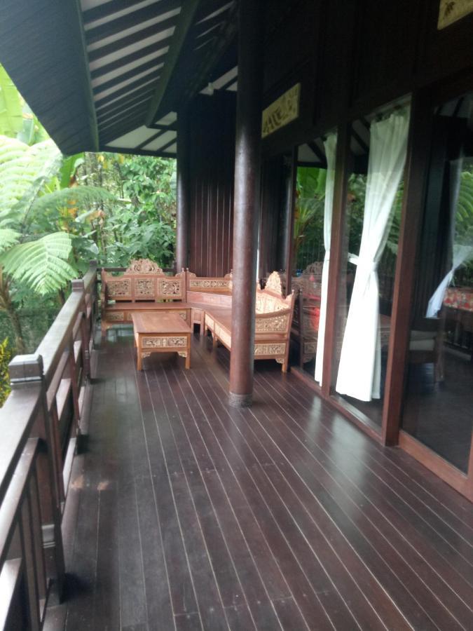 Bintang Munduk Hotel Bagian luar foto
