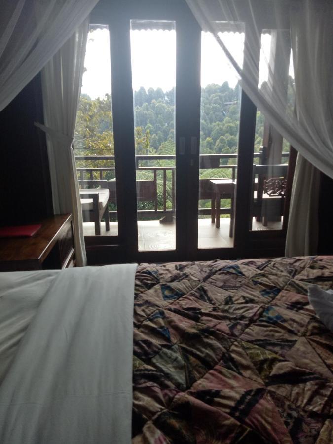 Bintang Munduk Hotel Bagian luar foto